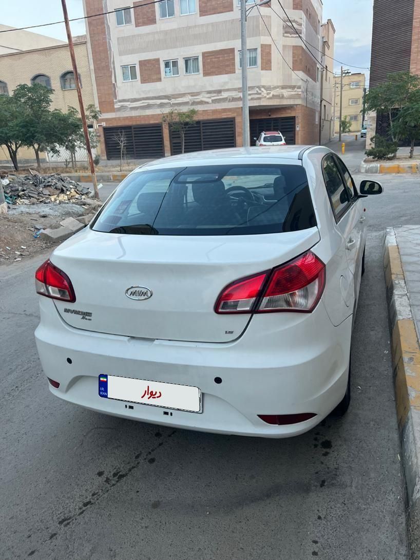 ام وی ام 315 صندوقدار ساده دنده ای - 1394