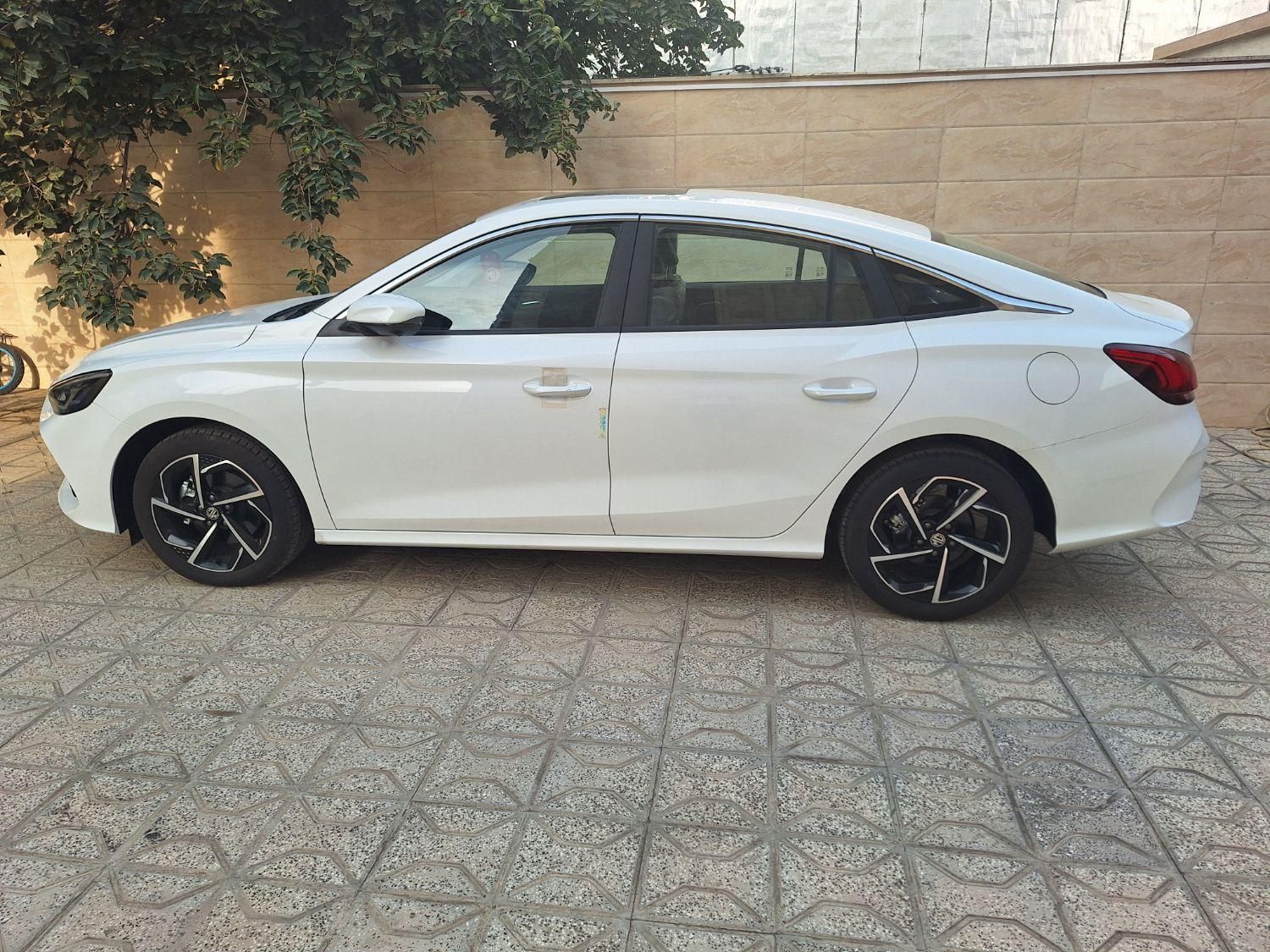 ام جی GT اتوماتیک - 2024