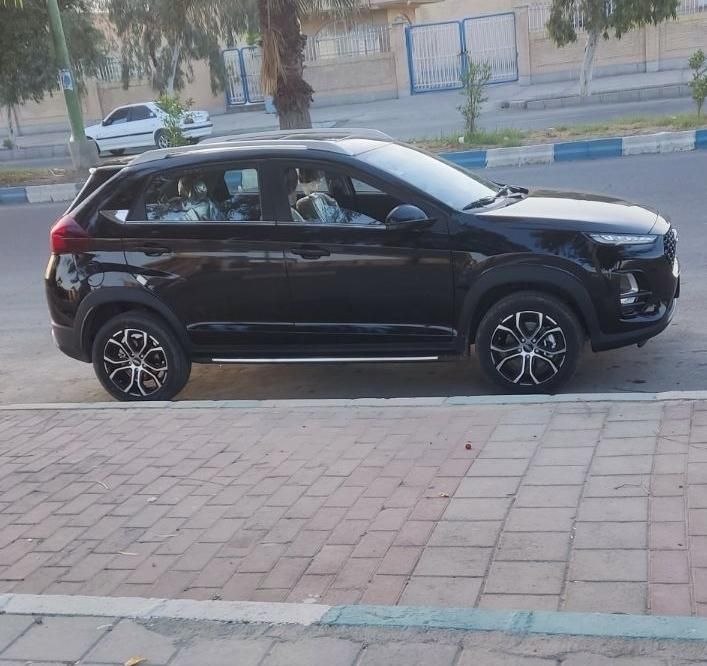 ام وی ام X22 دنده‌ای لاکچری - 1399