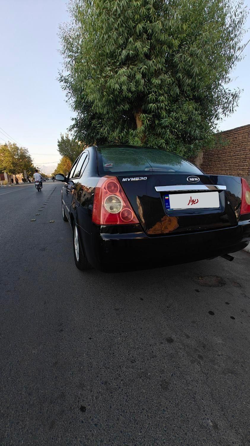 ام وی ام 530 دنده ای - 1389