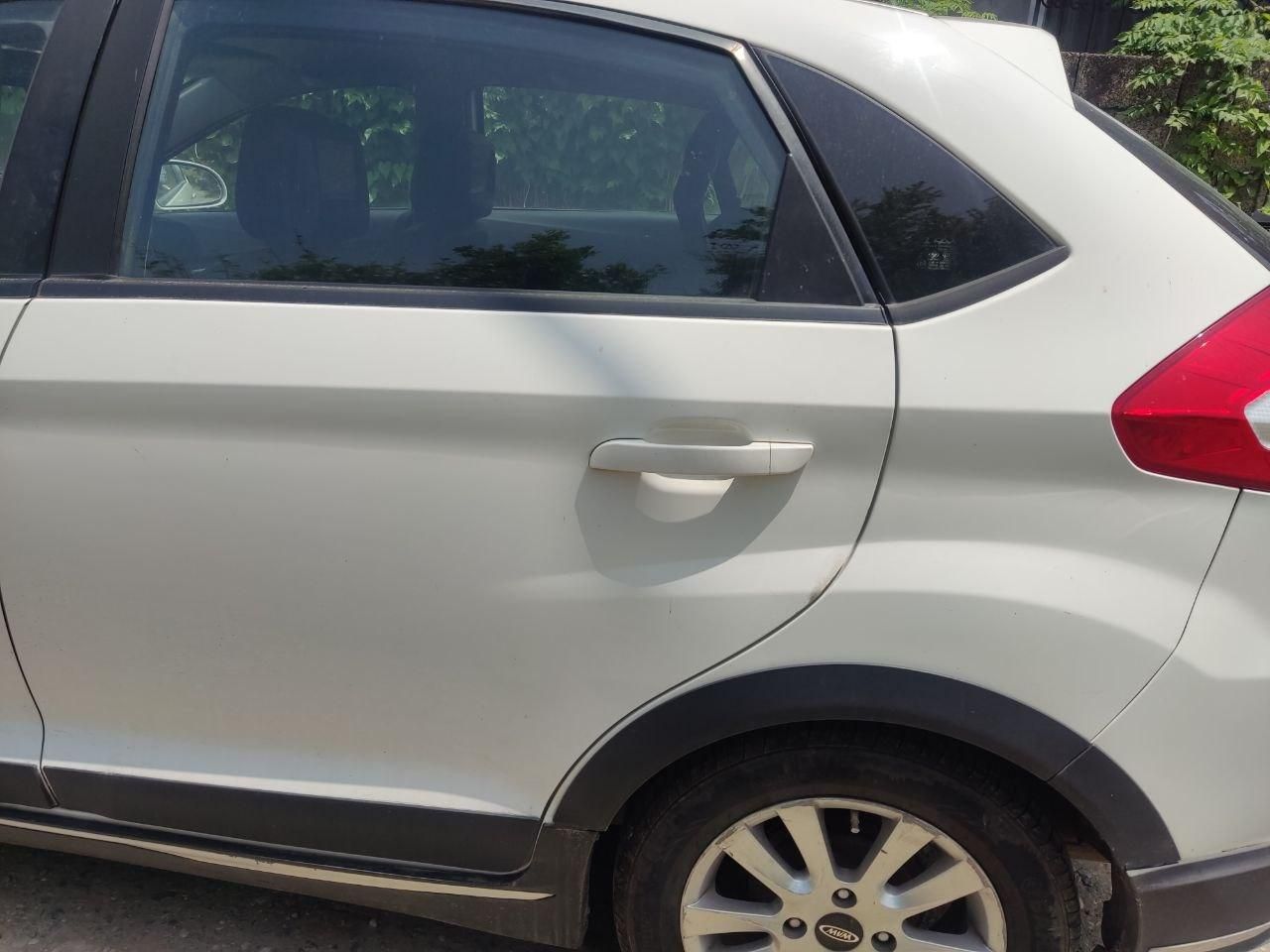 ام وی ام 315 هاچ بک اسپرت اکسلنت - 1396