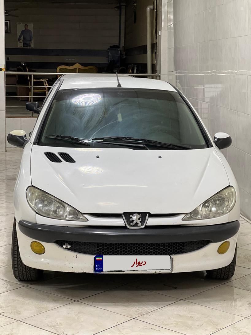 پژو ۲۰۶ صندوق دار v8 - 1392