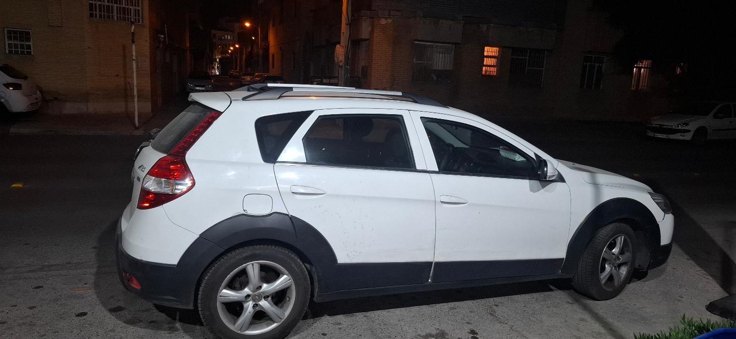 خودرو دانگ فنگ، H30 کراس آگهی ann_19354988