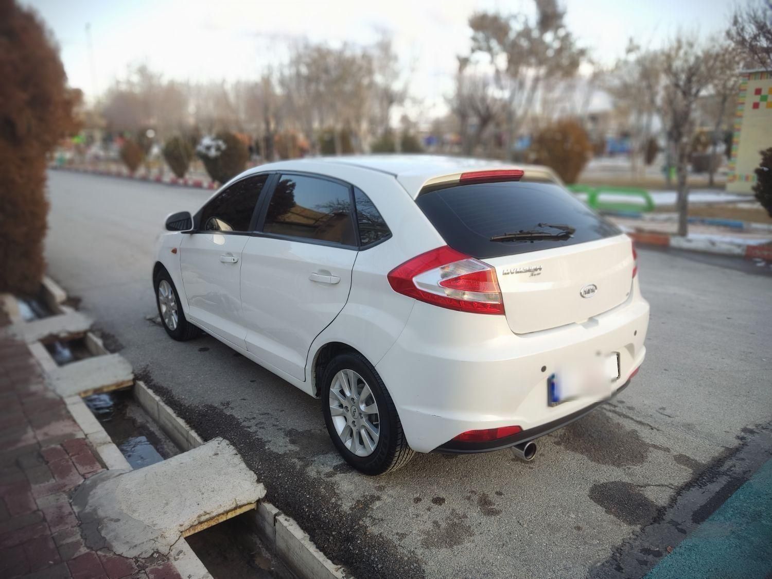خودرو ام وی ام، 315 هاچ بک آگهی ann_19355009