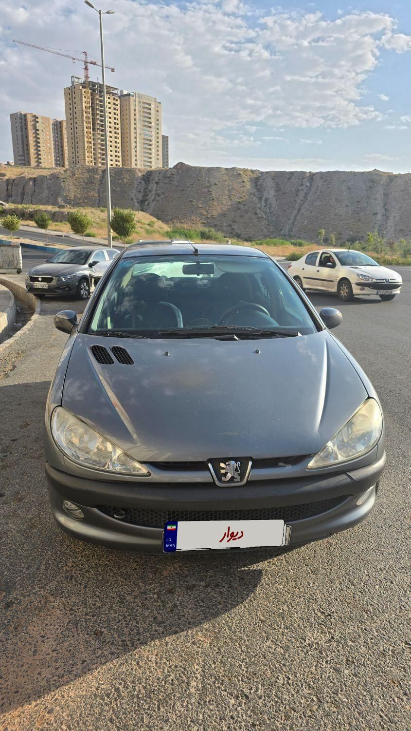 پژو ۲۰۶ صندوق دار v8 - 1386