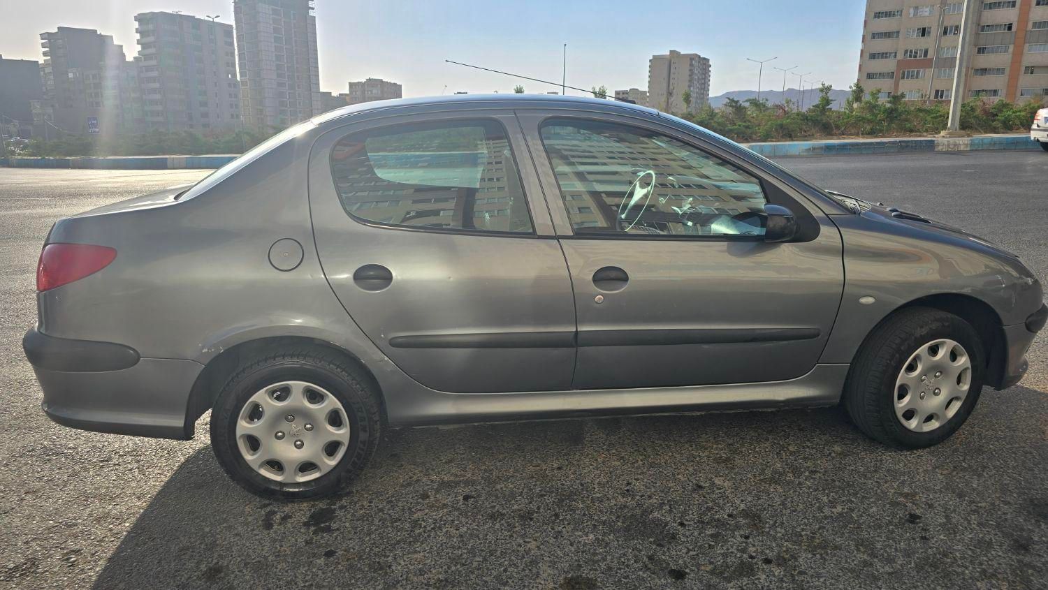 پژو ۲۰۶ صندوق دار v8 - 1386