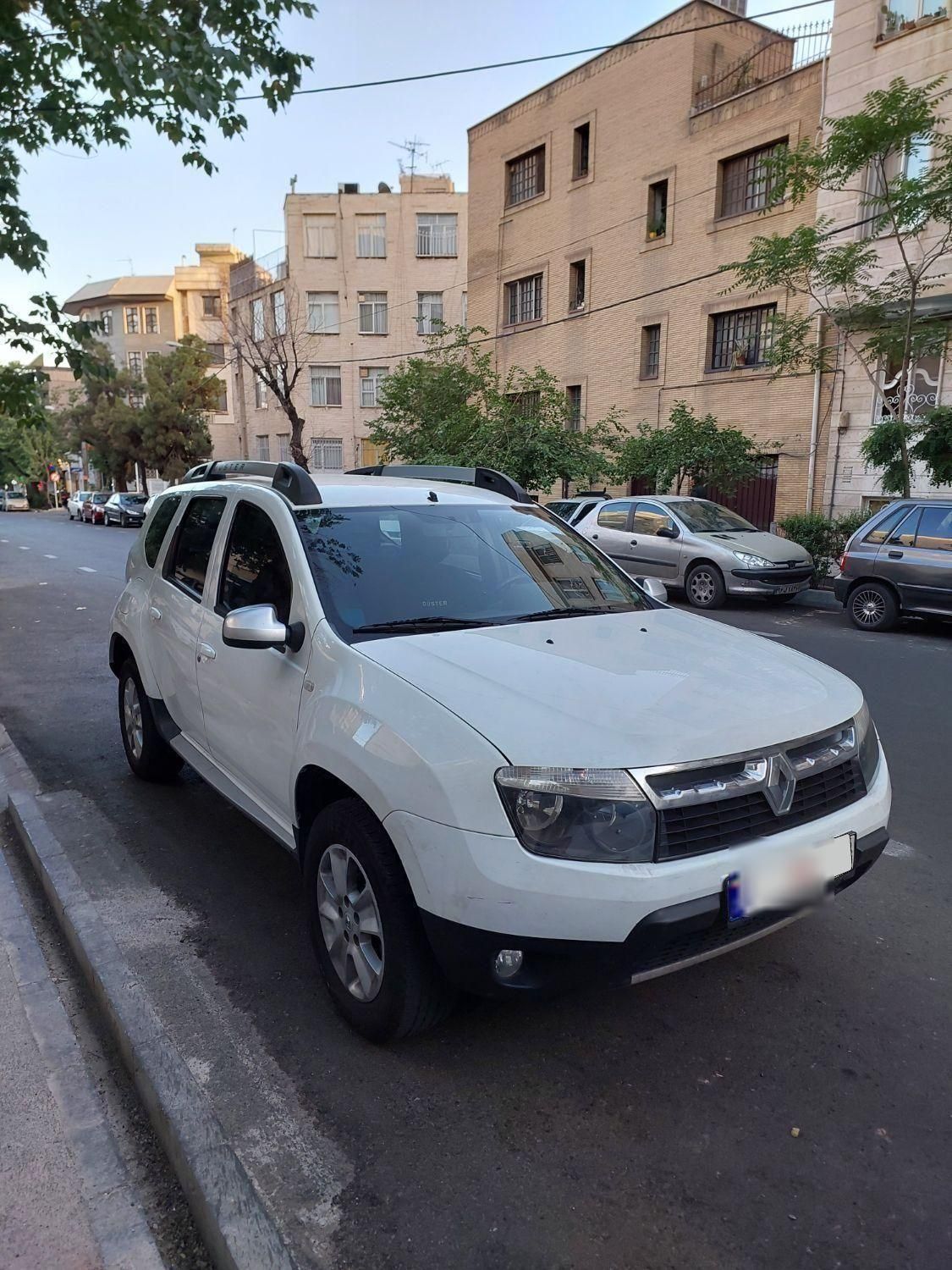خودرو رنو، داستر آگهی ann_19355128