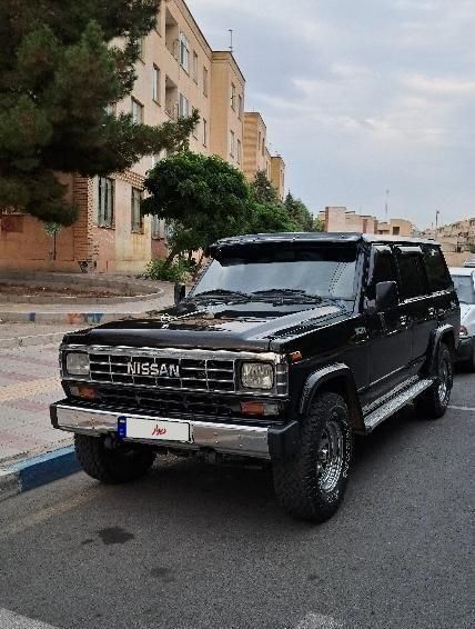 نیسان پاترول چهار درب 4 سیلندر - 1382