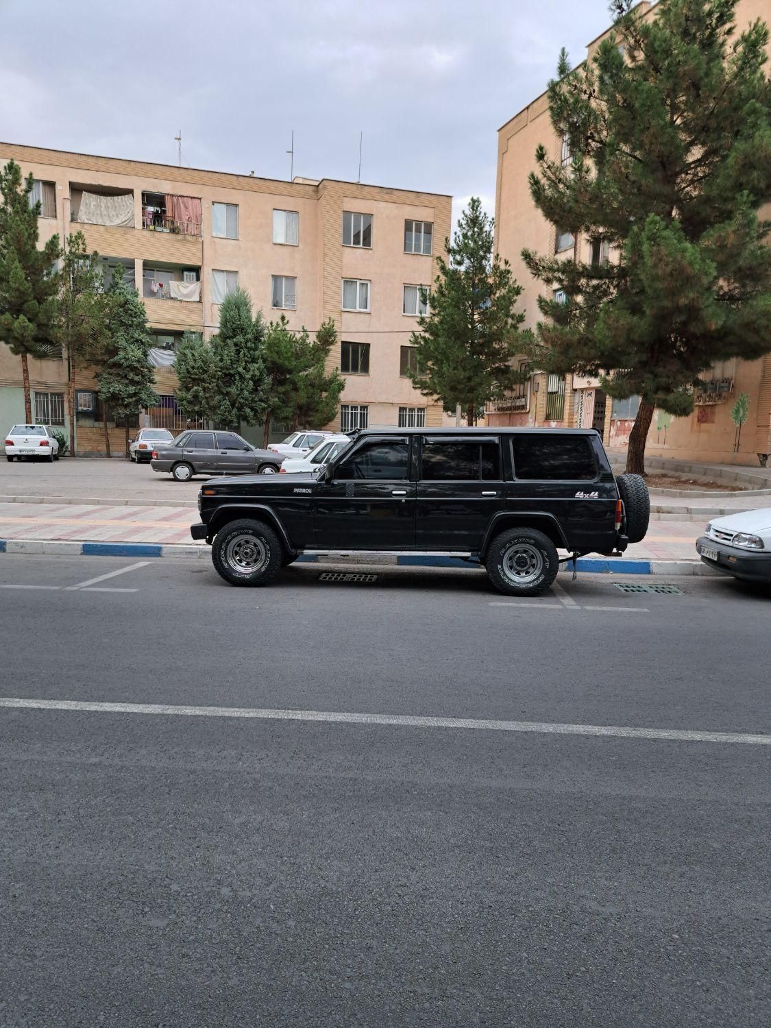 نیسان پاترول چهار درب 4 سیلندر - 1382