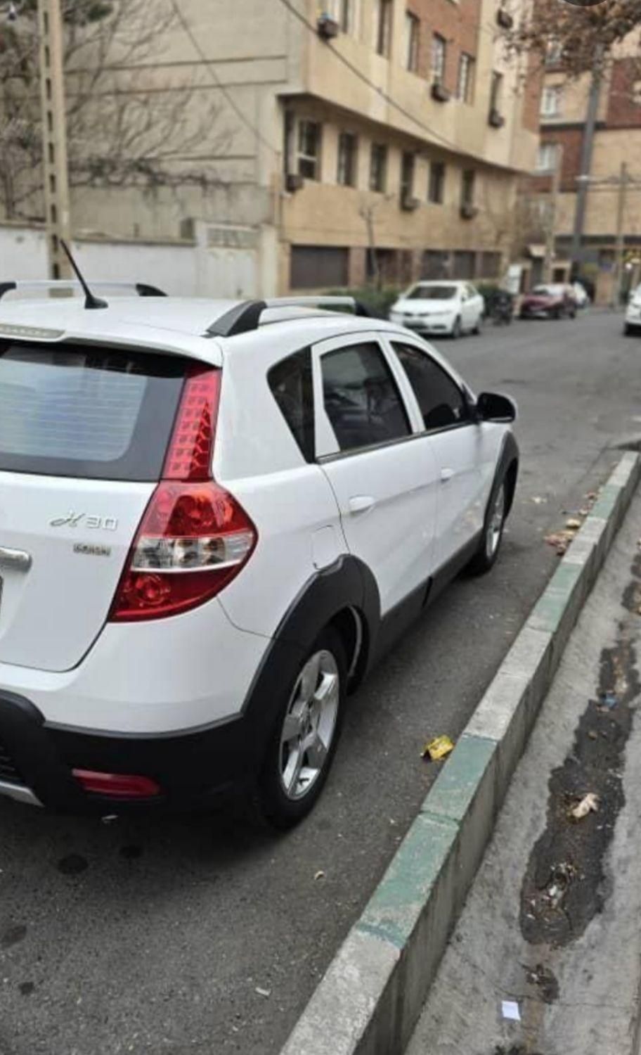 دانگ فنگ H30 کراس اتوماتیک - 1397
