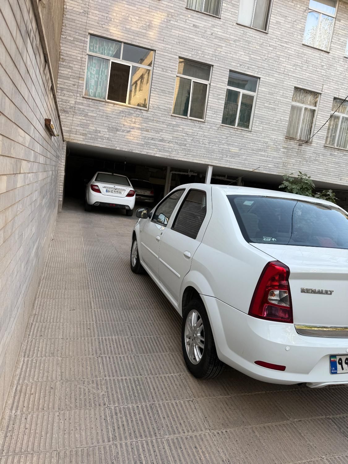 رنو تندر 90 پلاس اتوماتیک - 1398