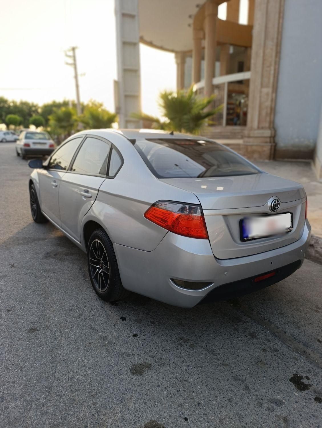 برلیانس H330 دنده‌ای 1500 - 1395