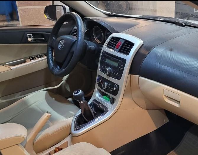برلیانس H330 دنده‌ای 1500 - 1395