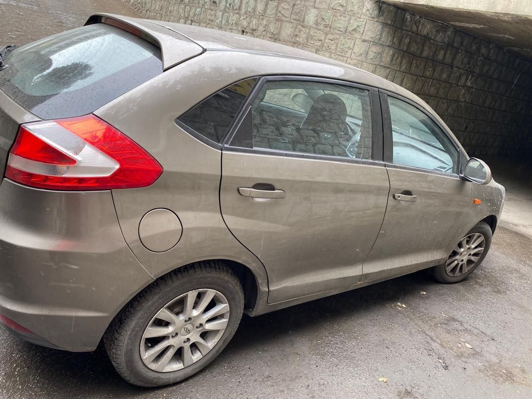 ام وی ام 315 هاچ بک اسپرت لاکچری - 1394