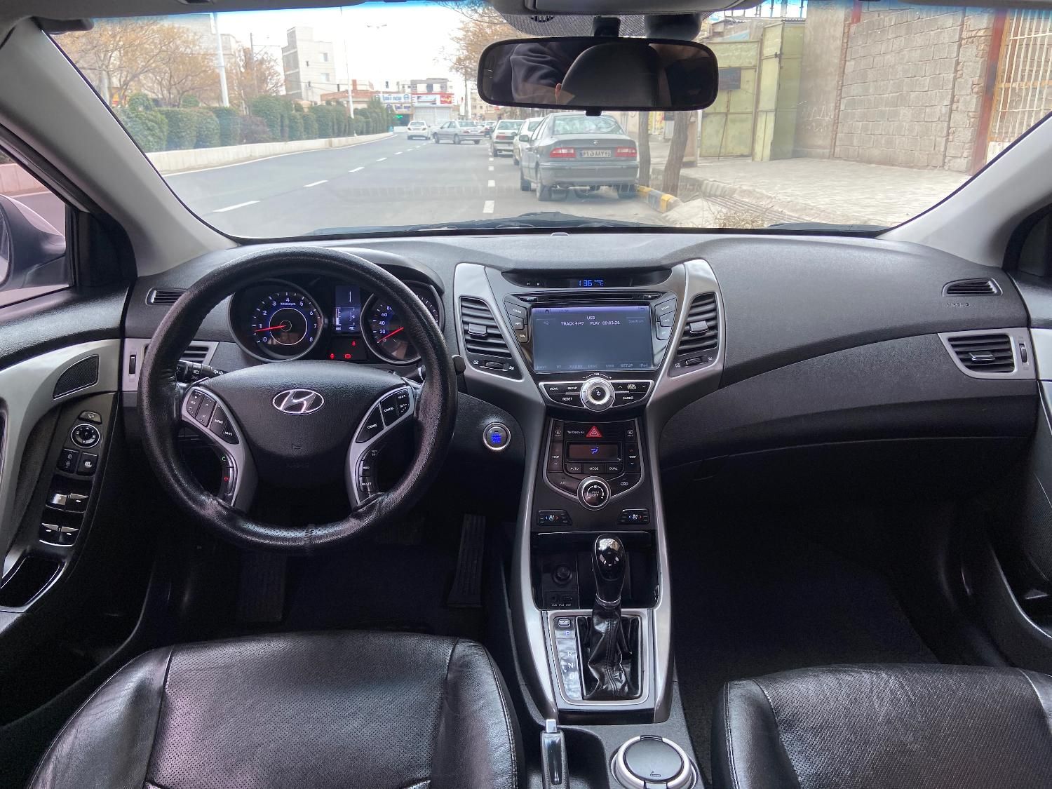 هیوندای النترا 1.8 لیتر - 2015
