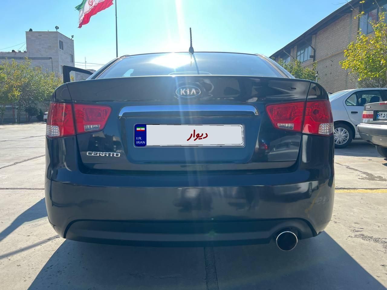 کیا سراتو 2.0 لیتر اتوماتیک GT لاین - 2015