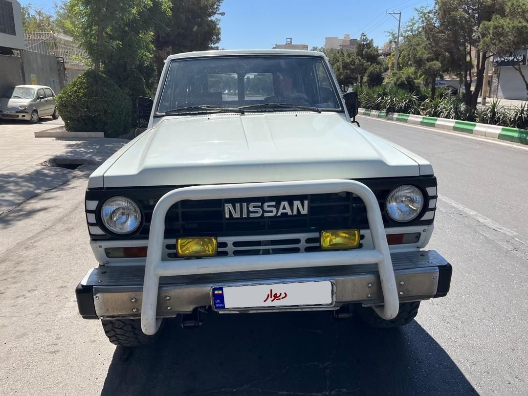 نیسان پاترول چهار درب 6 سیلندر - 1374