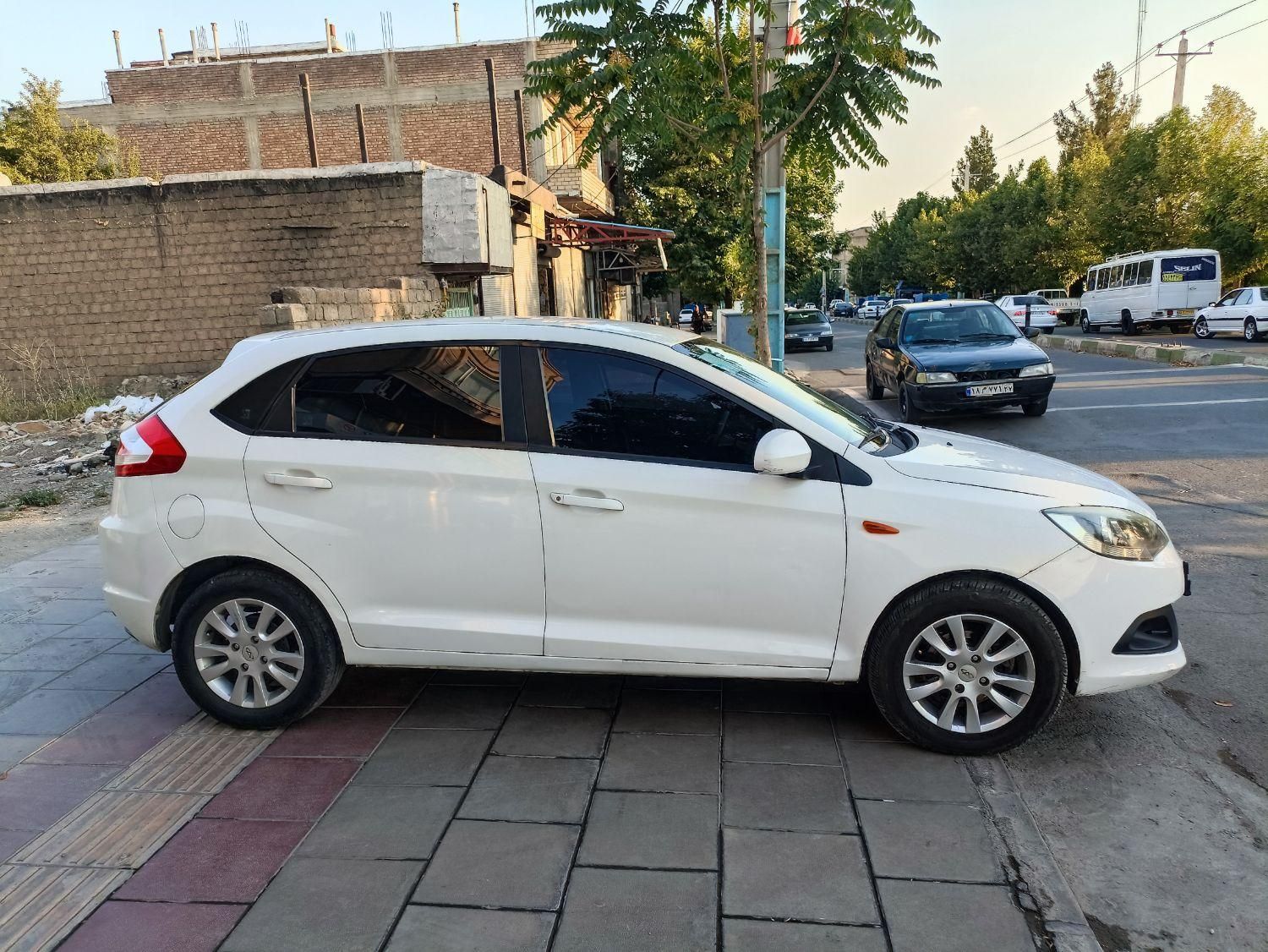 ام وی ام 315 هاچ بک ساده دنده ای - 1395