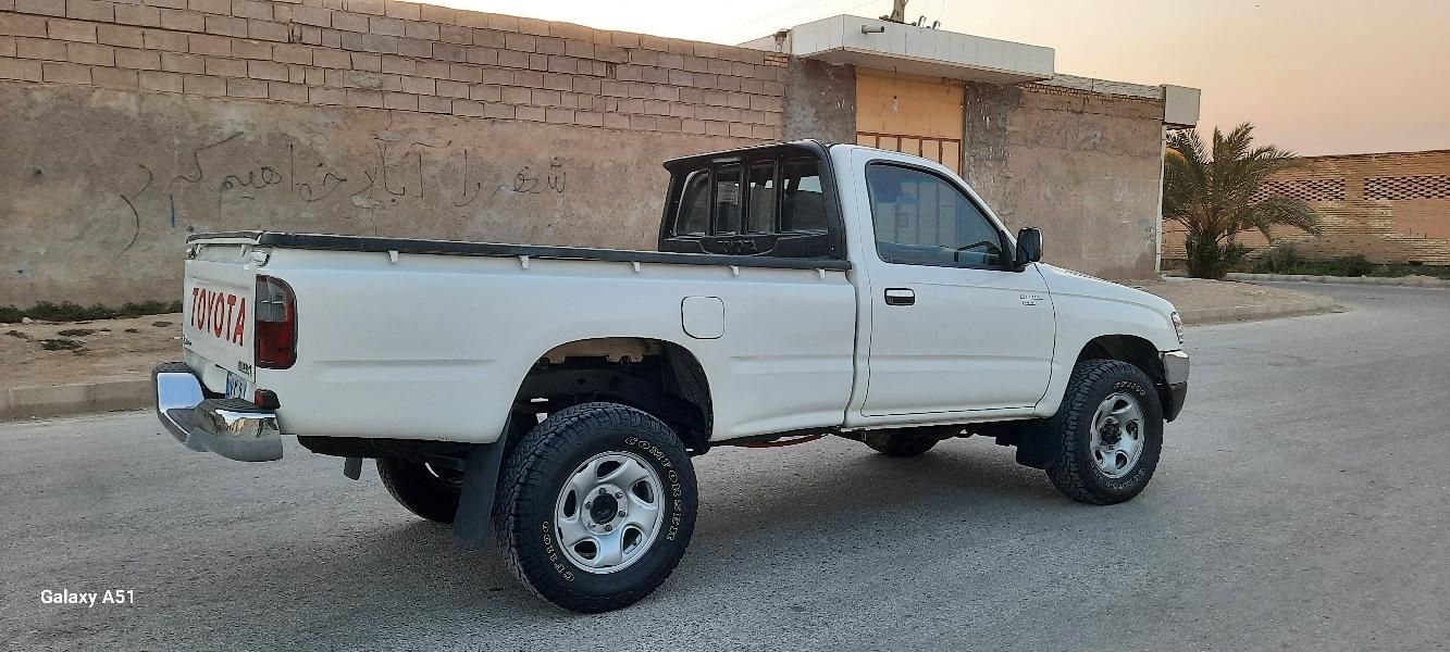 تویوتا کمری XLE - 2001