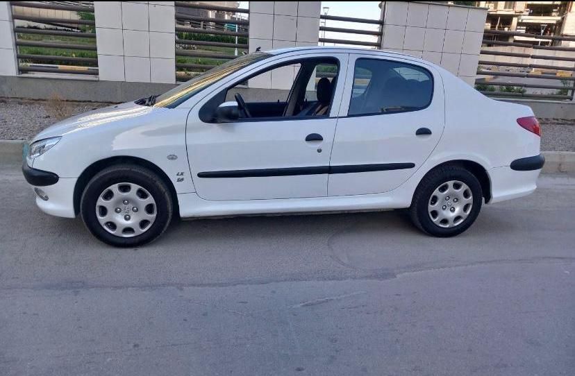 پژو ۲۰۶ صندوق دار v8 - 1394