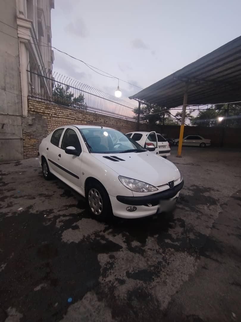 پژو ۲۰۶ صندوق دار v8 - 1396