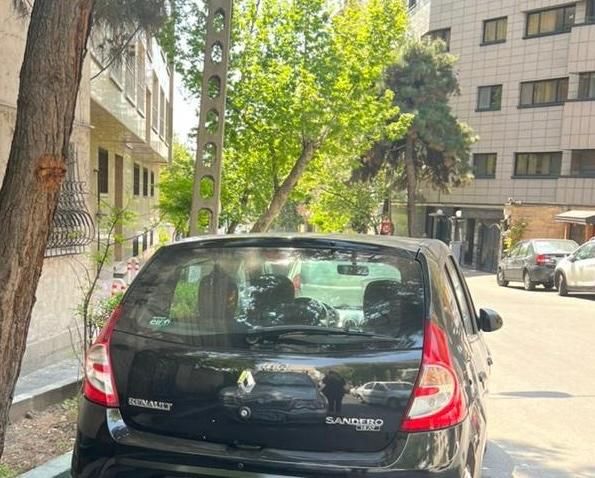 خودرو رنو، ساندرو آگهی ann_19357368