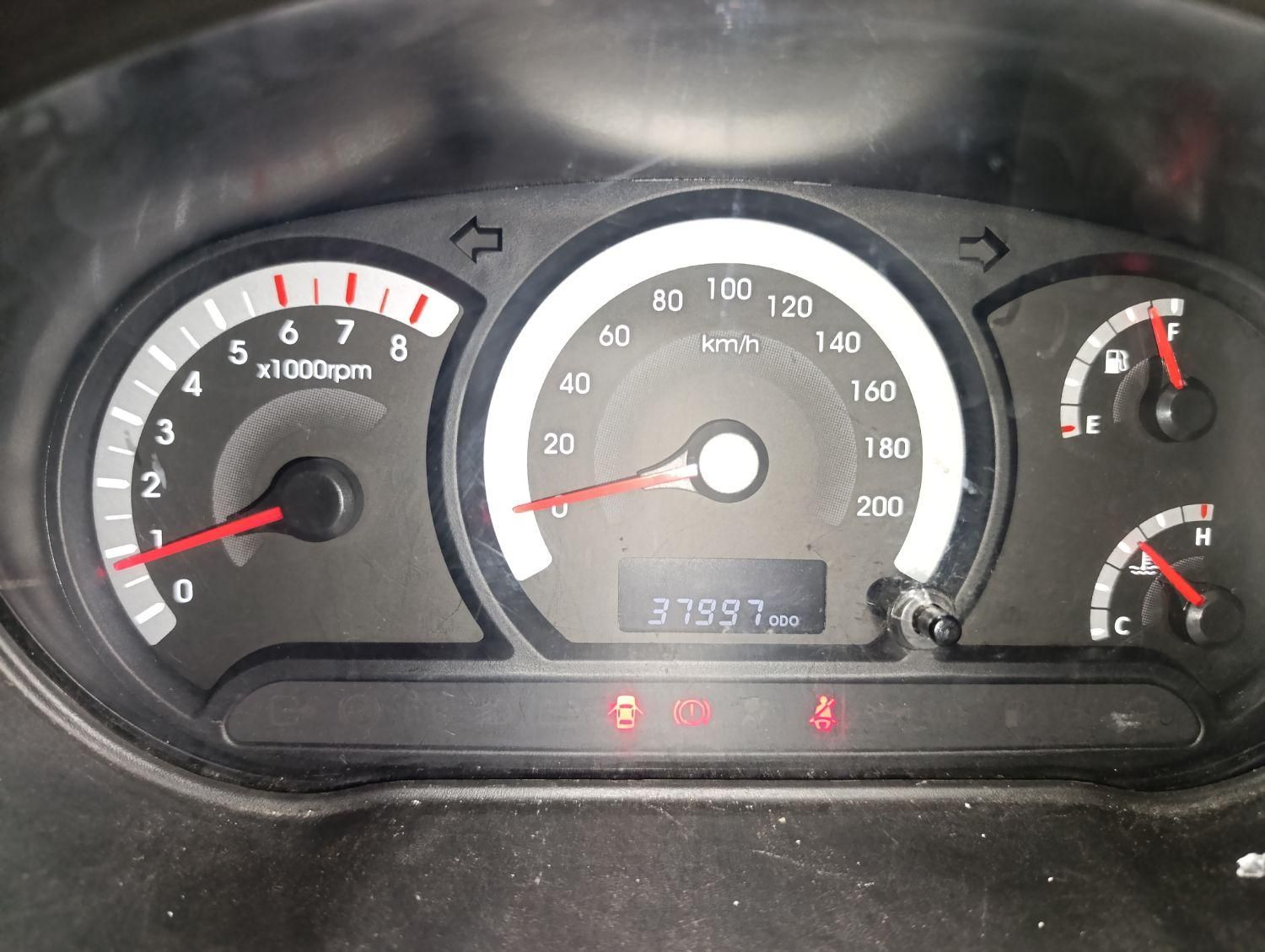 خودرو کوییک، معمولی آگهی ann_19357655