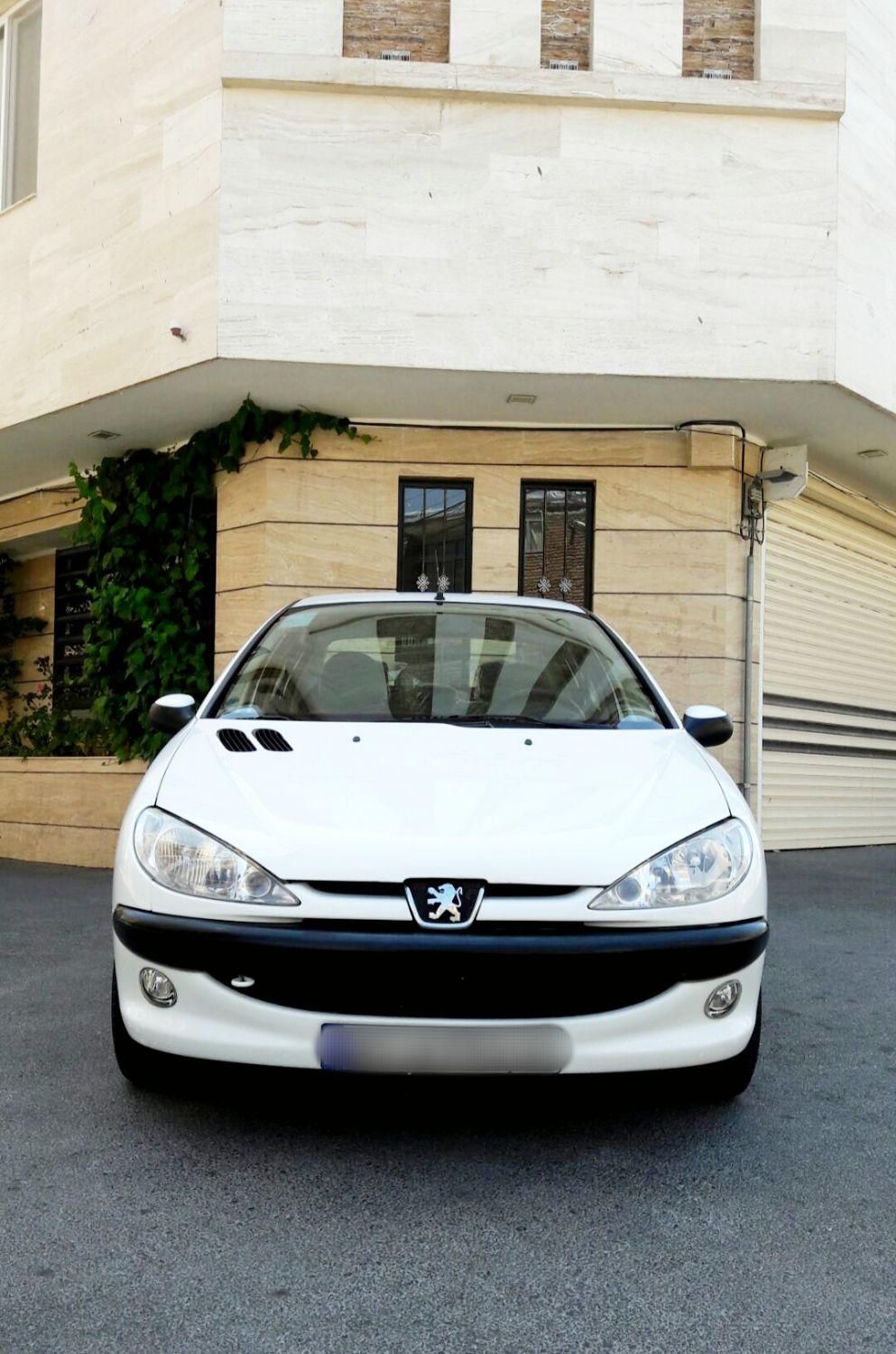 پژو ۲۰۶ صندوق دار v8 - 1395