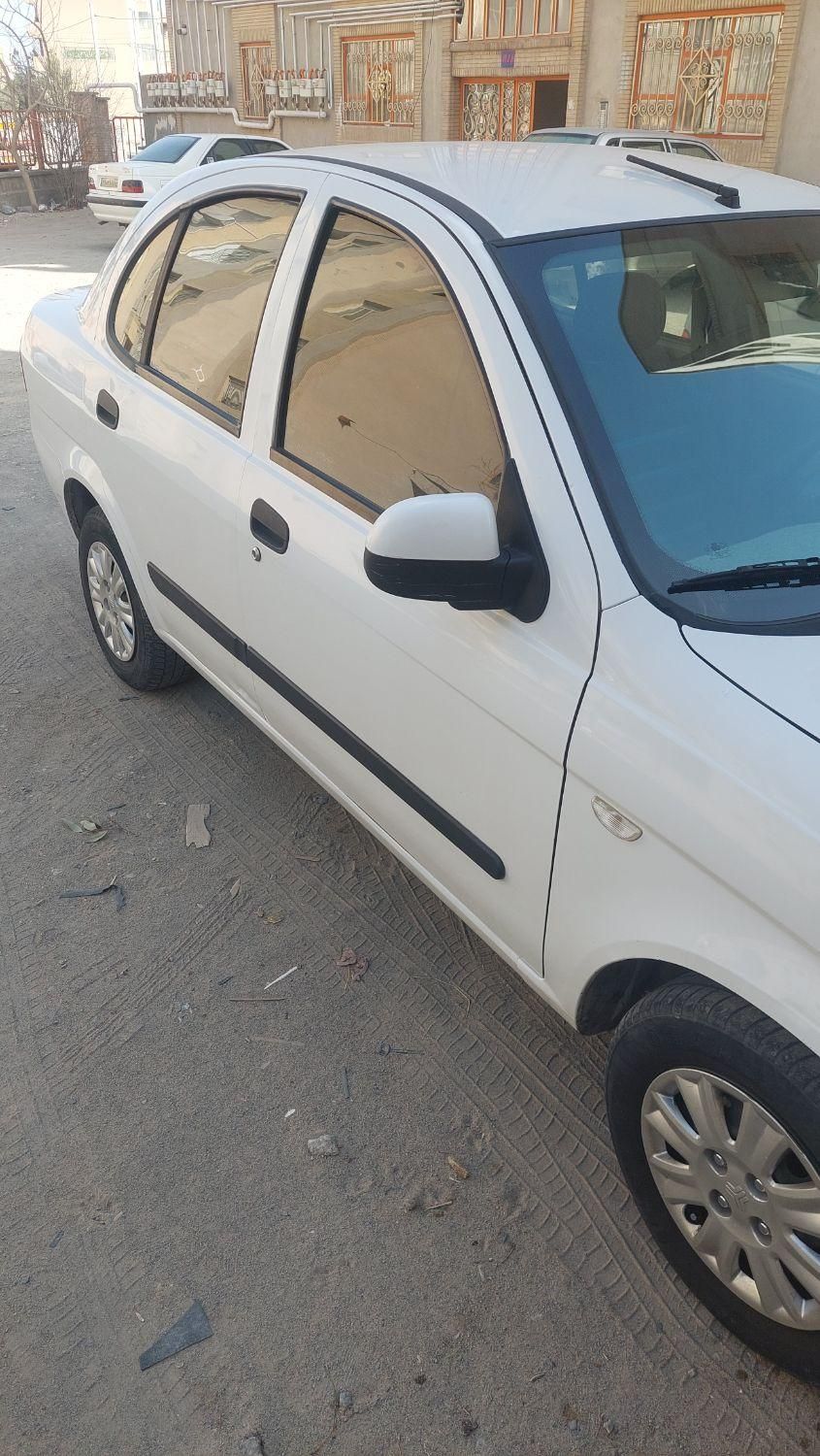 تیبا صندوق دار SX - 1390
