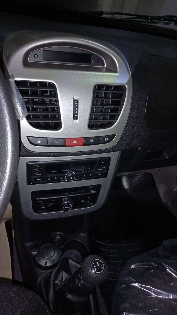کوییک R دنده‌ای - 1401