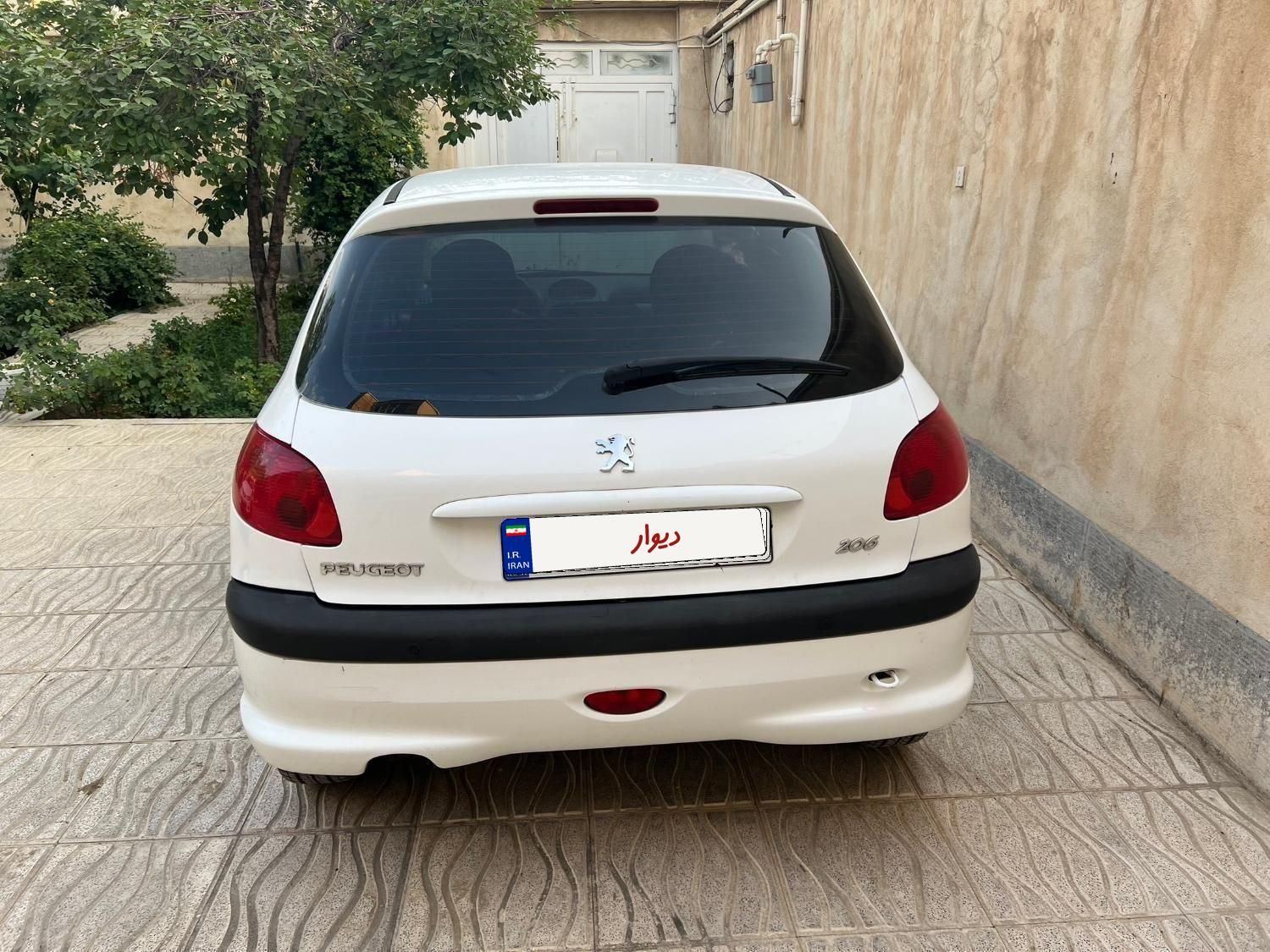 پژو 206 تیپ 5 - 1396