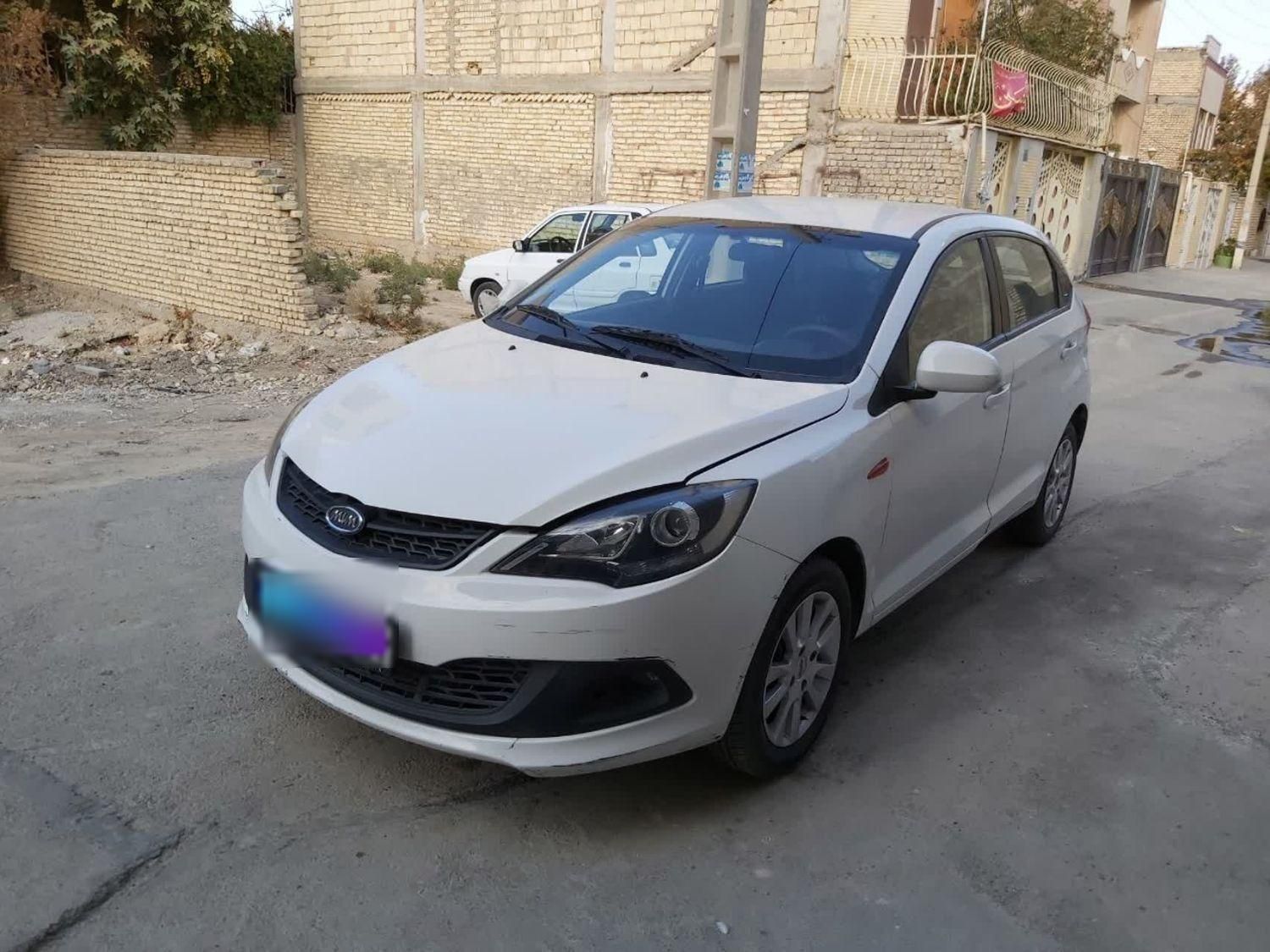 خودرو ام وی ام، 315 هاچ بک آگهی ann_19358538