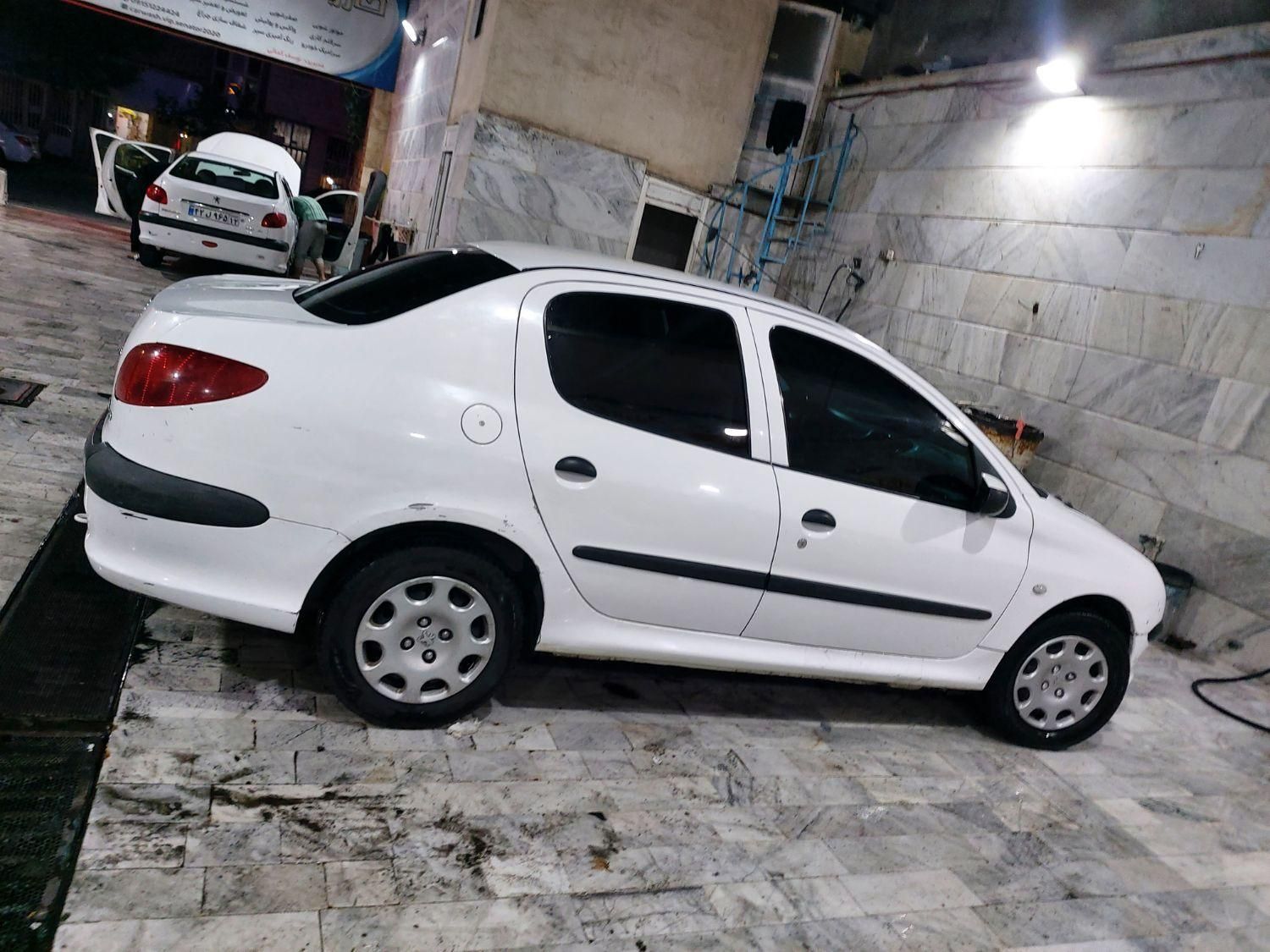 پژو ۲۰۶ صندوق دار v8 - 1397