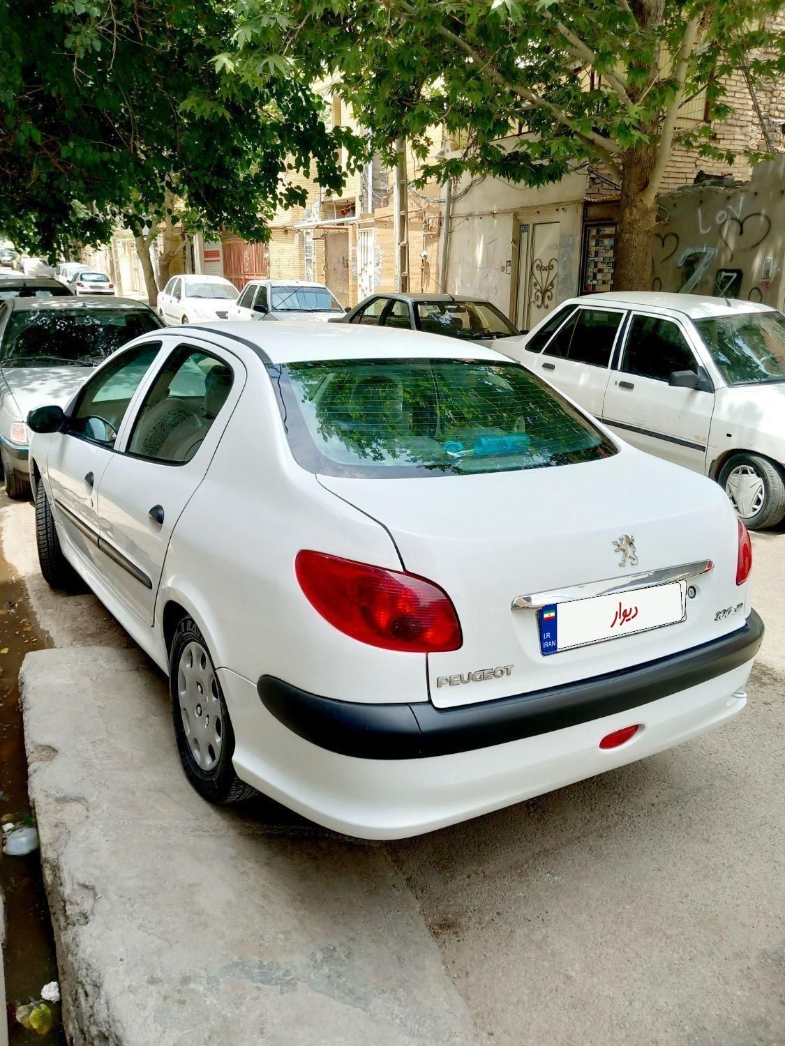 خودرو پژو، ۲۰۶ صندوق دار آگهی ann_19359132