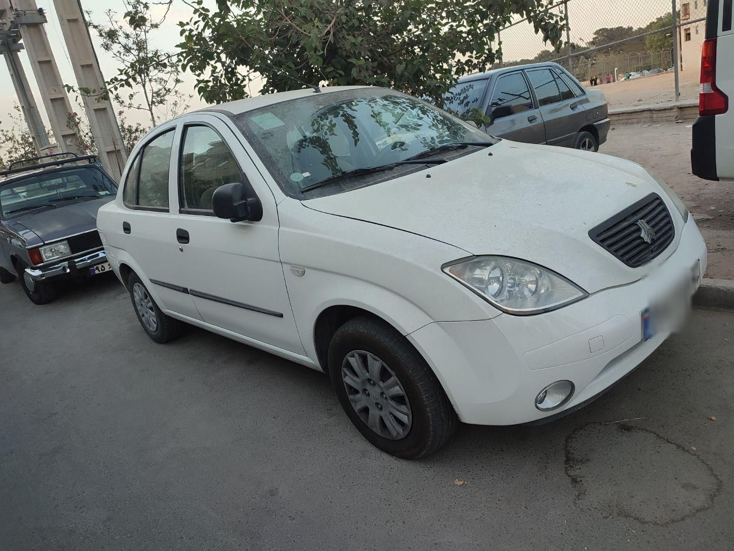 تیبا صندوق دار SX - 1400