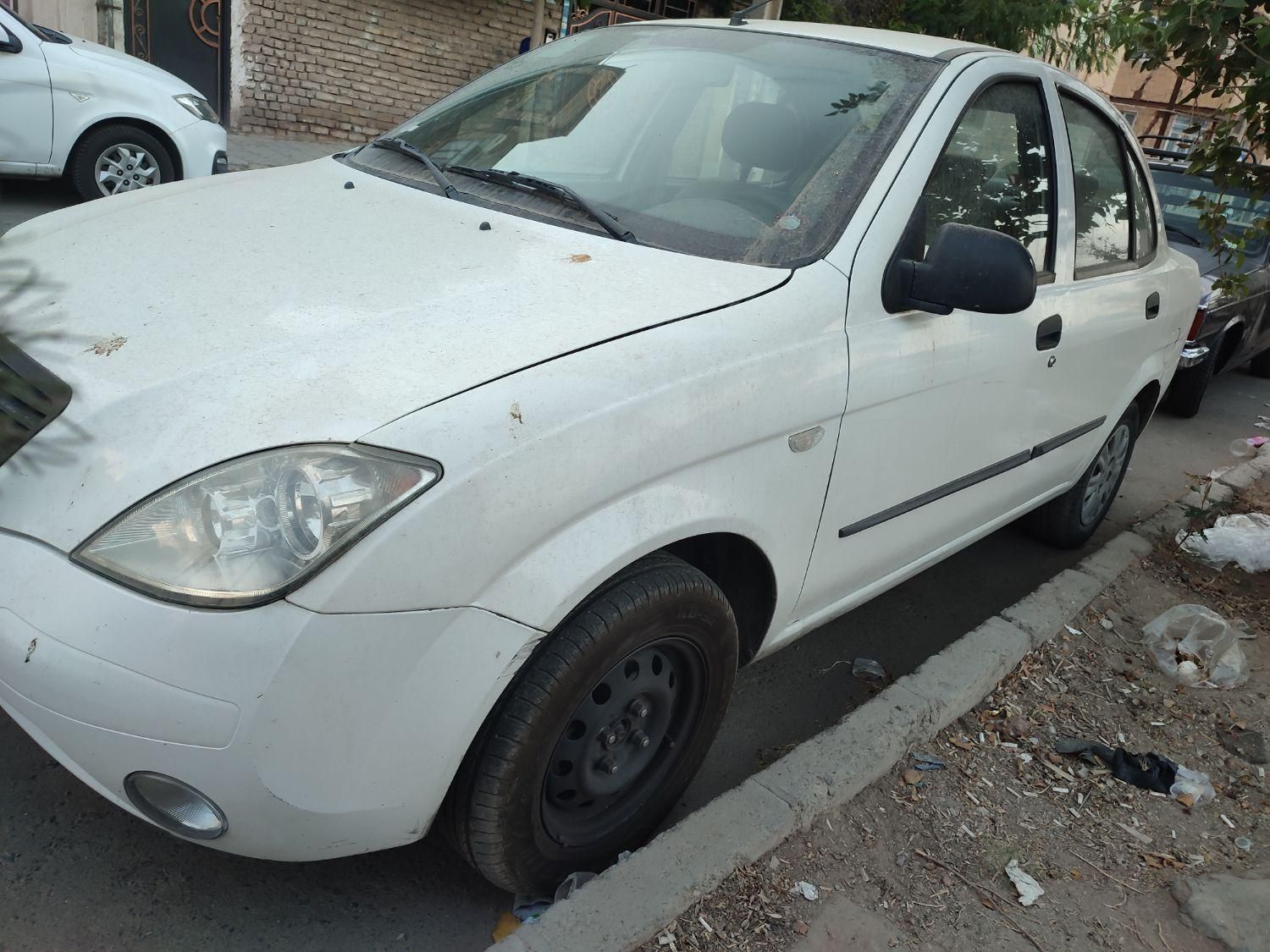 تیبا صندوق دار SX - 1400