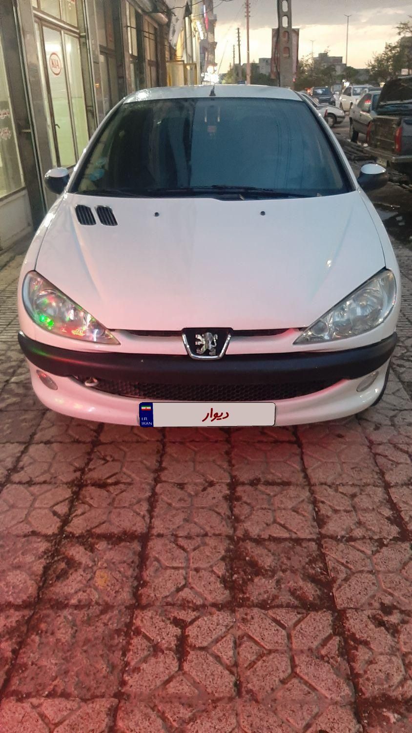 پژو ۲۰۶ صندوق دار v8 - 1390
