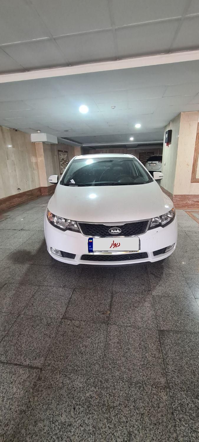 خودرو کیا، سراتو مونتاژ آگهی ann_19359314