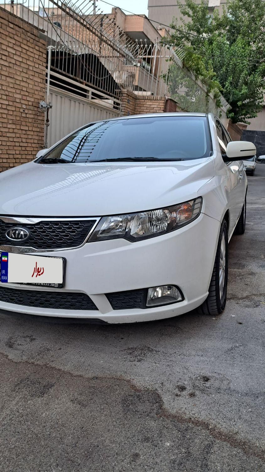 خودرو کیا، سراتو مونتاژ آگهی ann_19359501