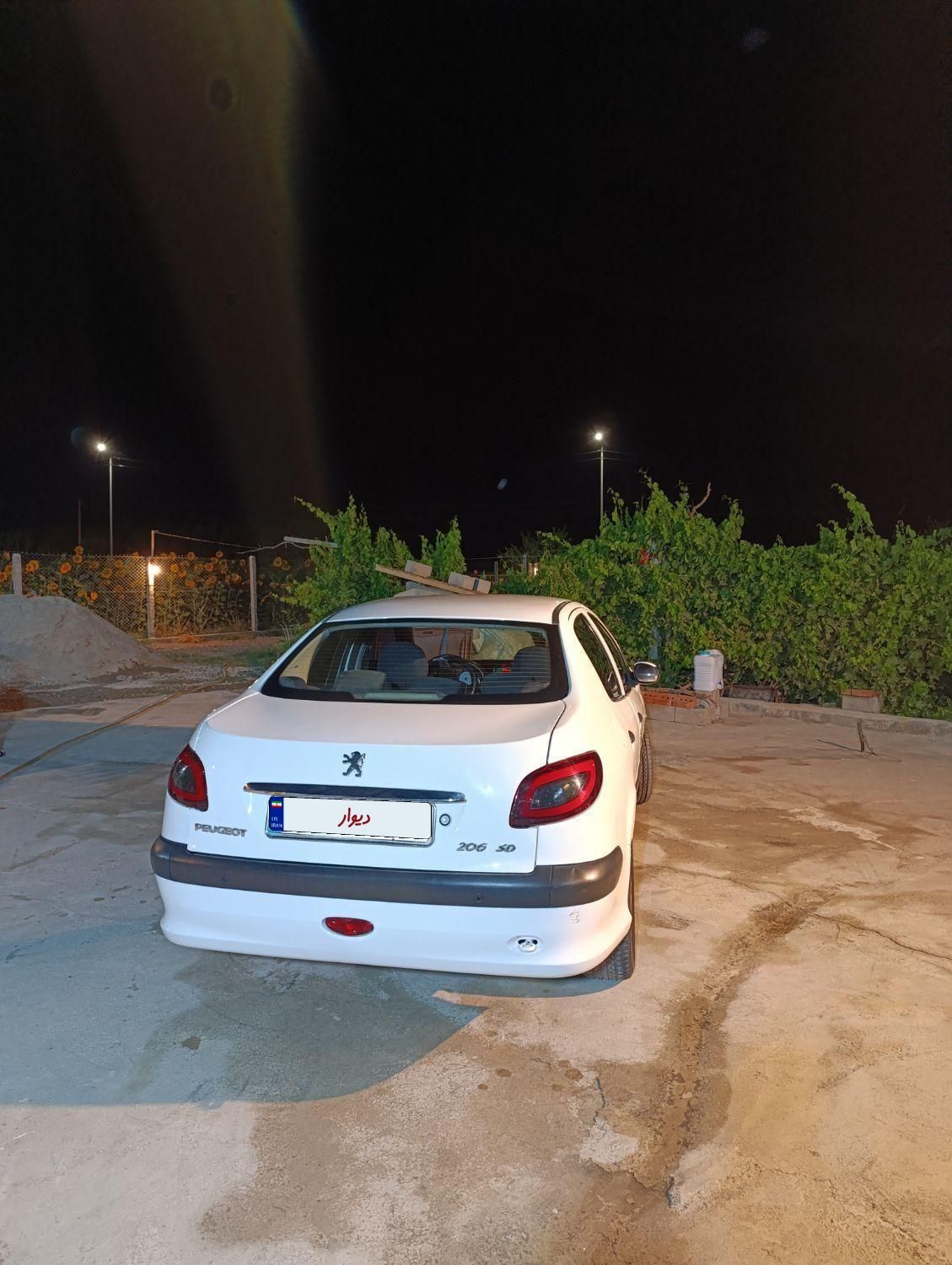 پژو ۲۰۶ صندوق دار v8 - 1395