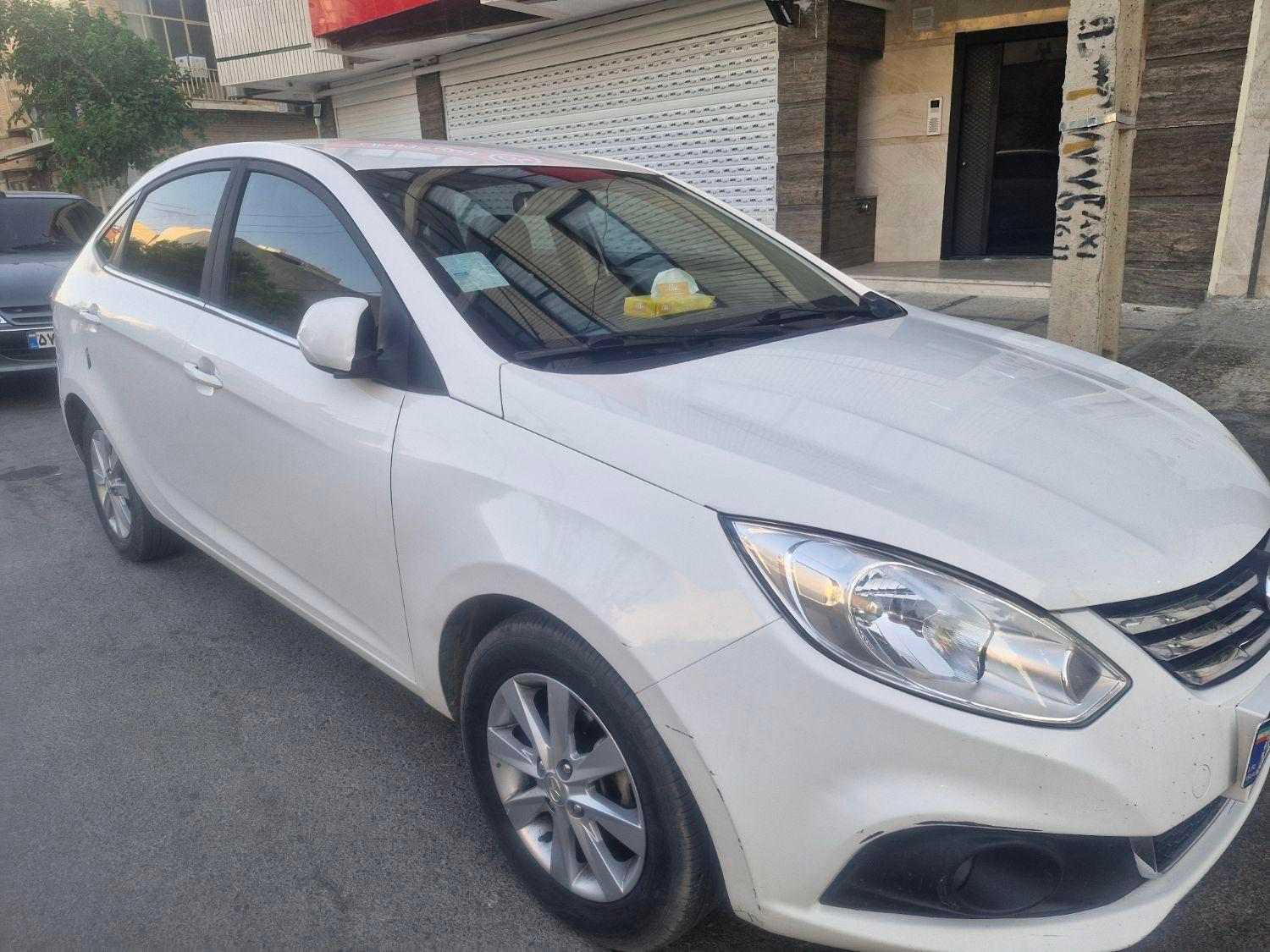جک J4 اتوماتیک ساده - 1398