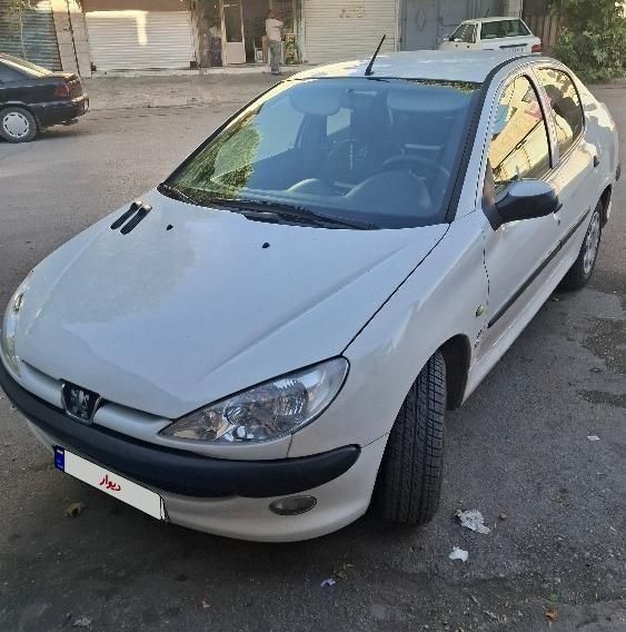 پژو ۲۰۶ صندوق دار v8 - 1393
