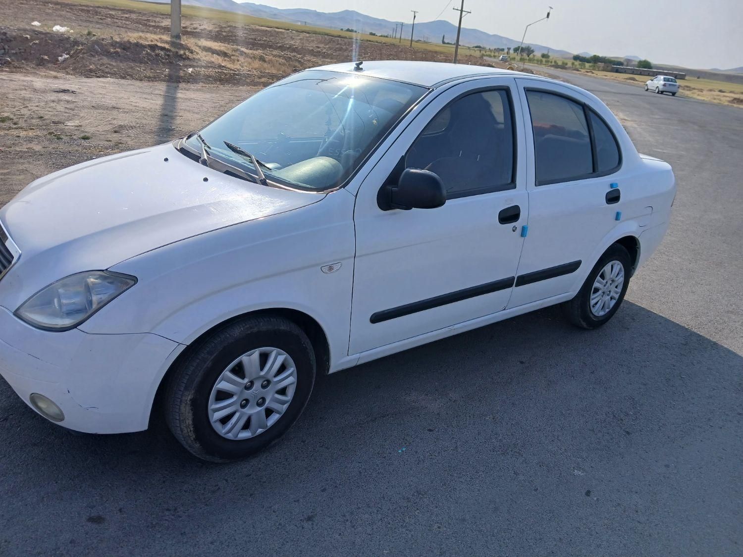 تیبا صندوق دار EX - 1395