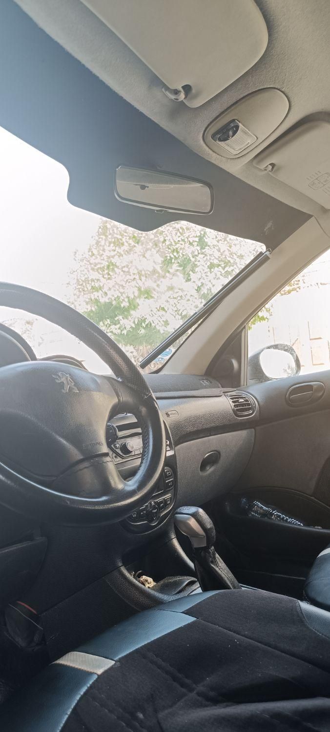 پژو ۲۰۶ صندوق دار v8 - 1391
