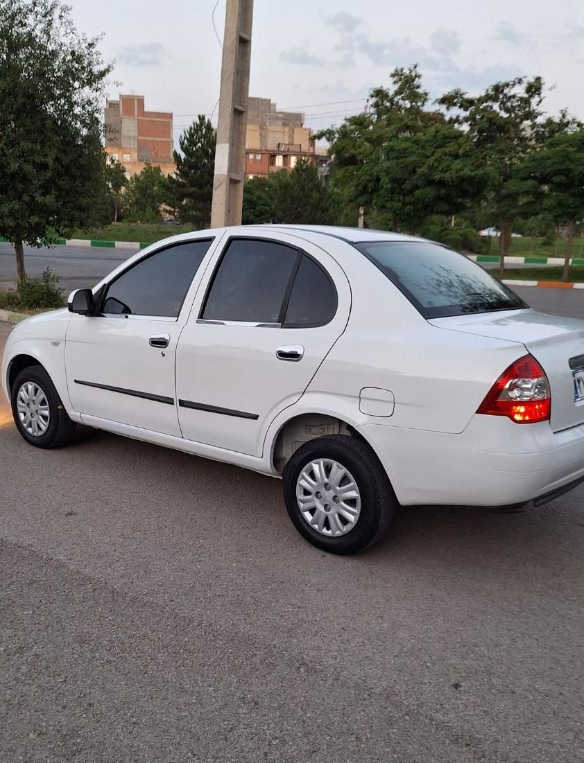 تیبا صندوق دار SX - 1400