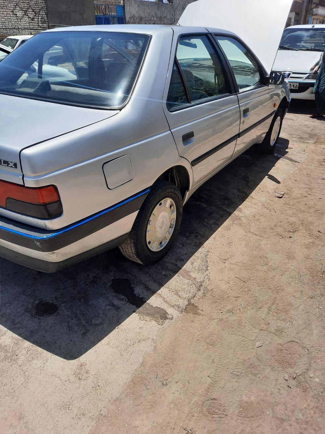 پژو 405 GL - 1373