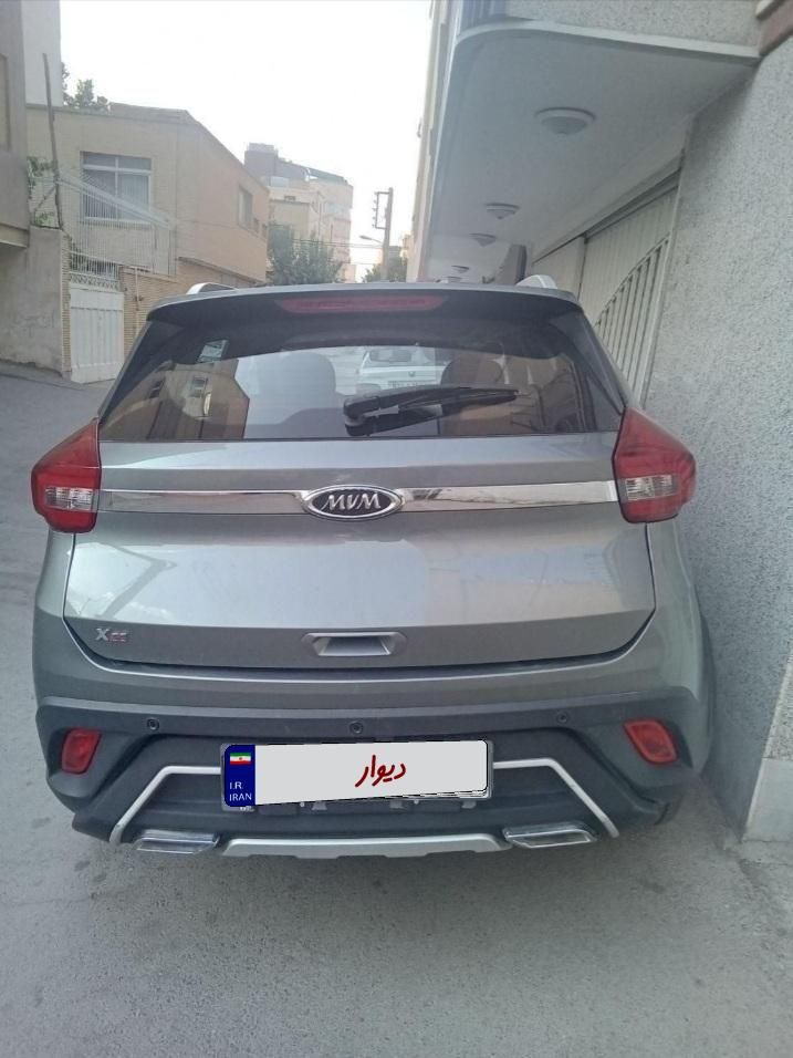 ام وی ام X22 دنده‌ای لاکچری - 1399