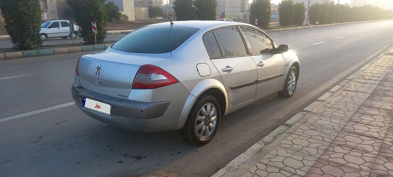 رنو مگان وارداتی اتوماتیک 2000 - 2006