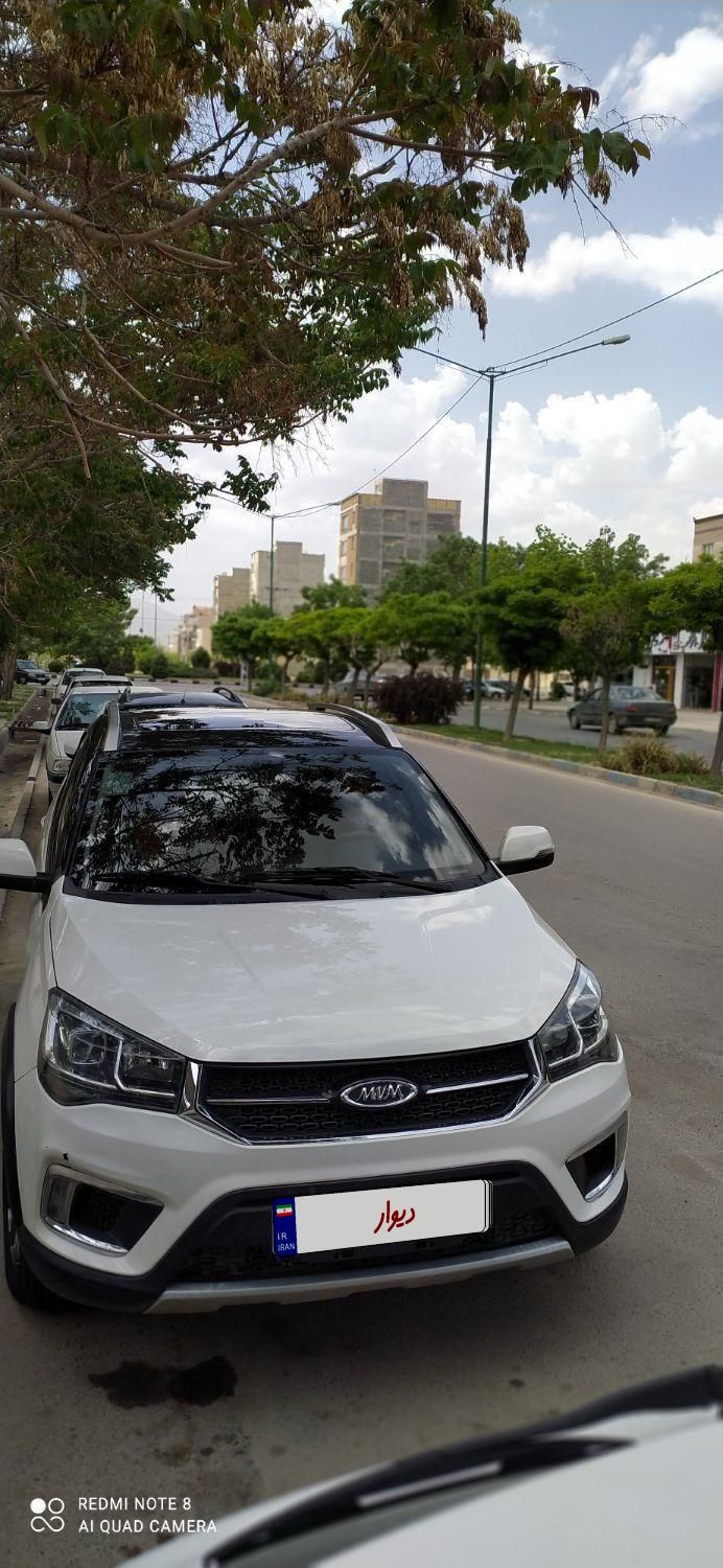 ام وی ام X22 دنده ای اسپرت اکسلنت - 1396