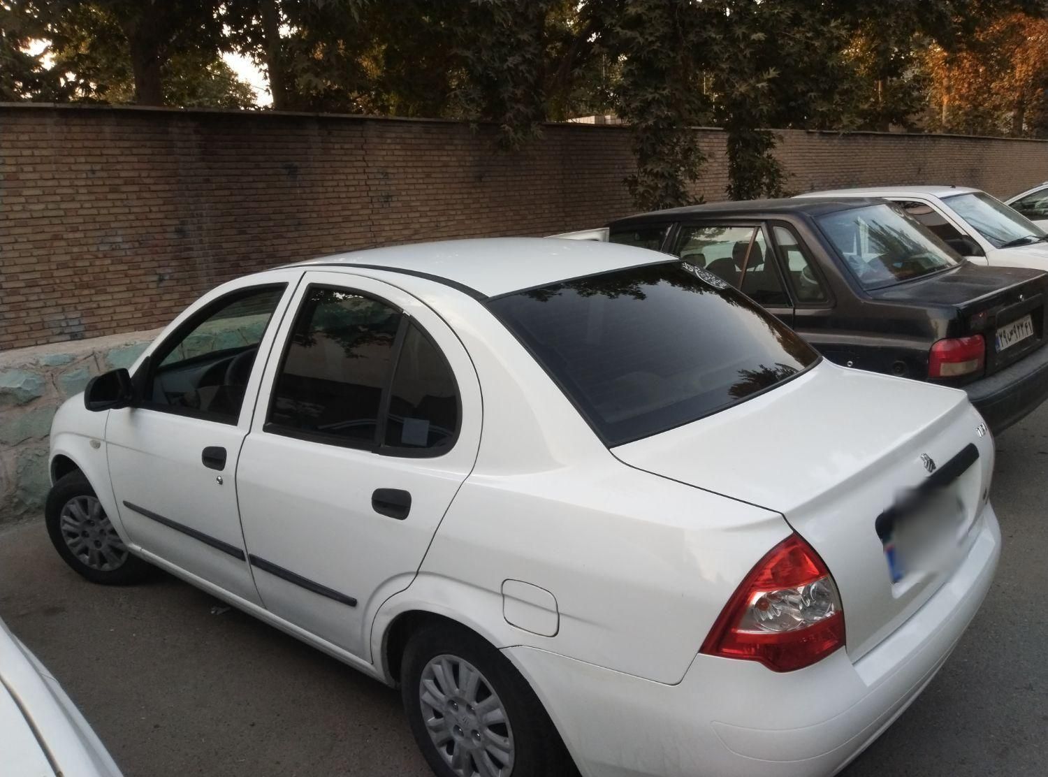 تیبا صندوق دار SX - 1400